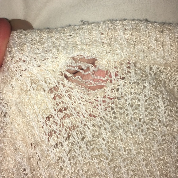 cream colored sweater - Picture 3 of 3